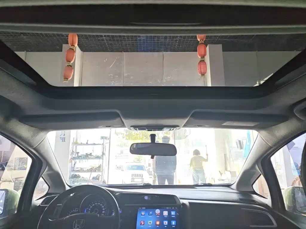 Honda Fit — миниатюра 18