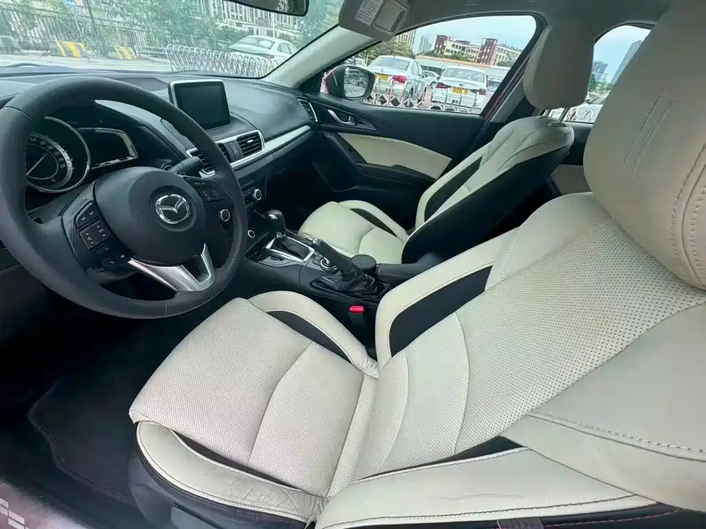 Mazda 3 Axela — миниатюра 8