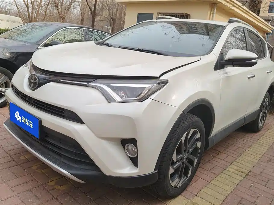 TOYOTA RAV4 RONGFANG
