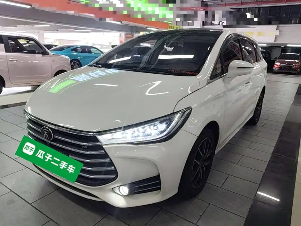 BYD MAX — миниатюра 2