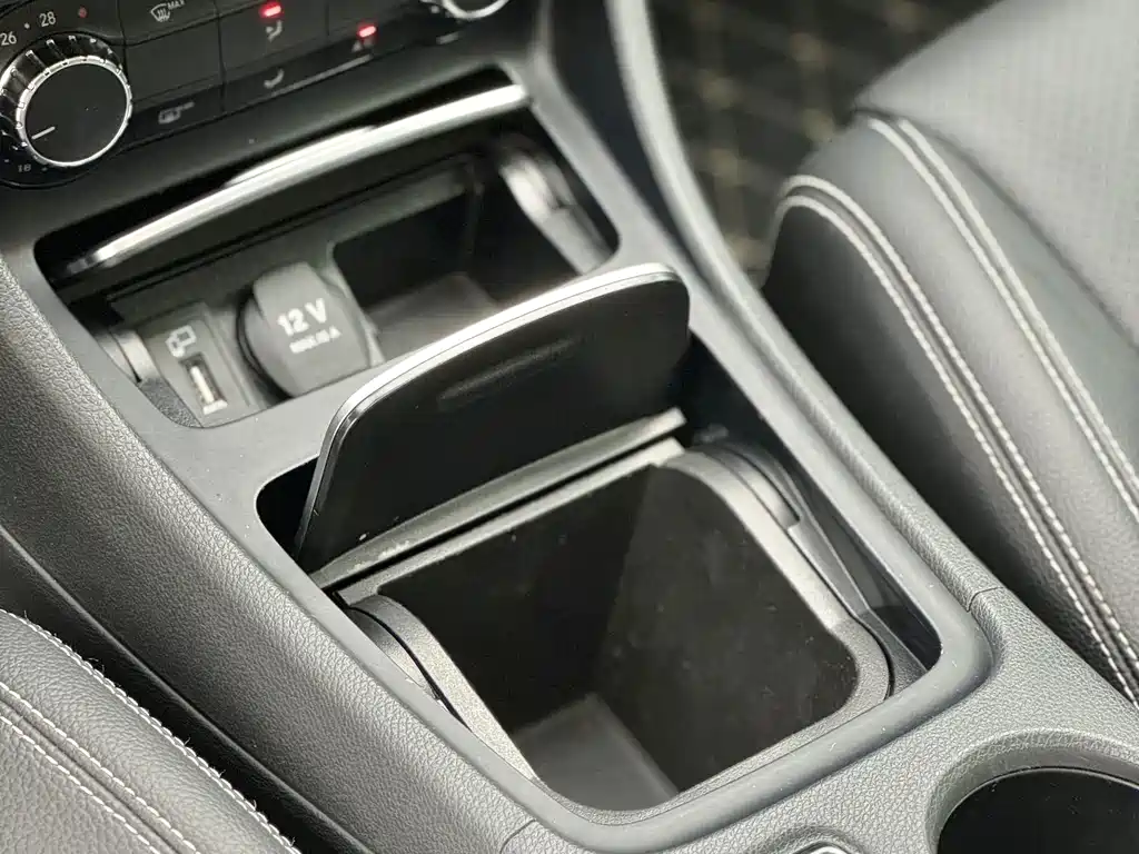 Mercedes-Benz GLA — миниатюра 13