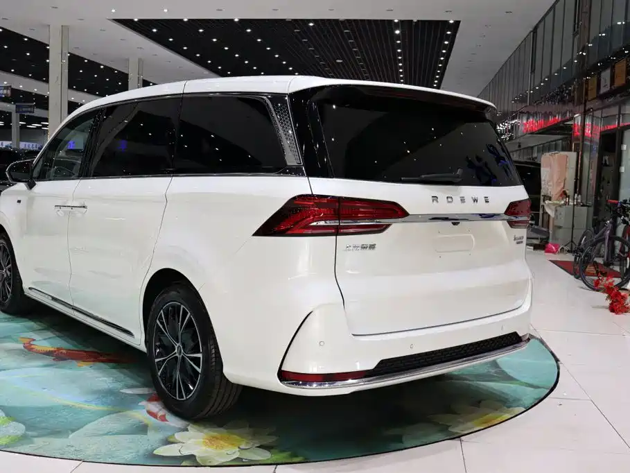 Roewe iMAX8 — фотографии объявления, Фото 5