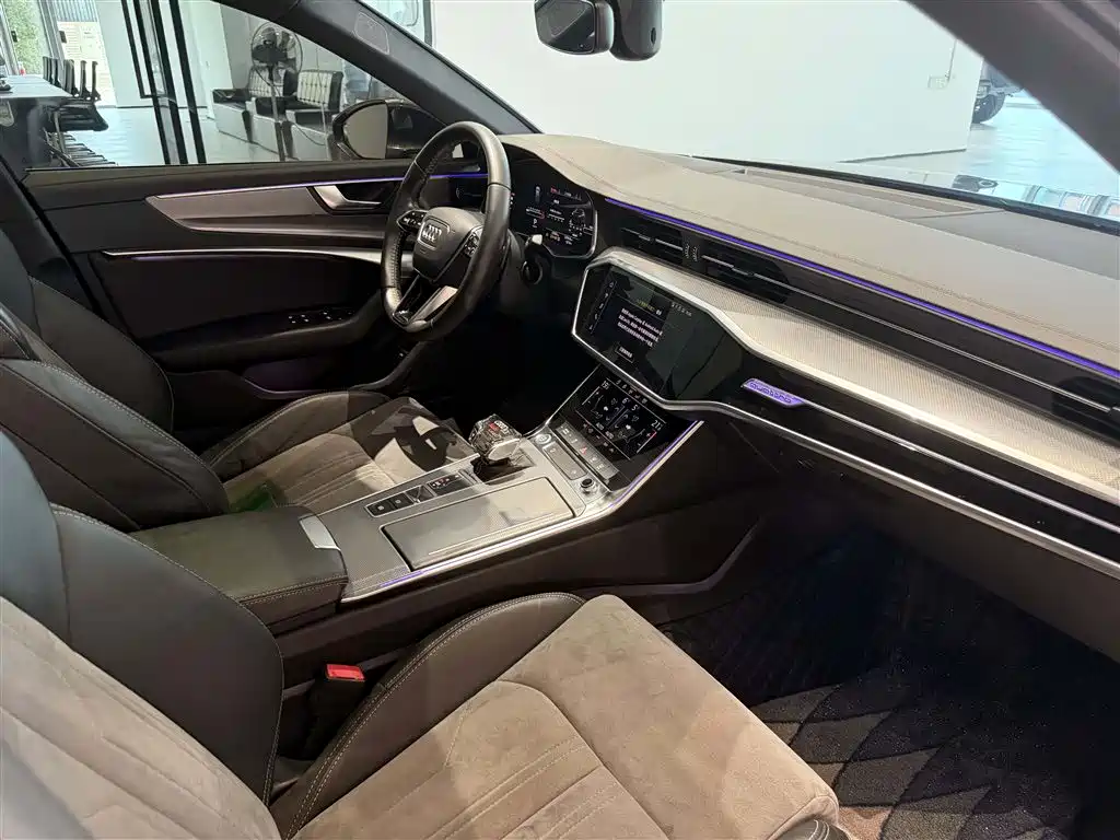 Audi A6L — миниатюра 28