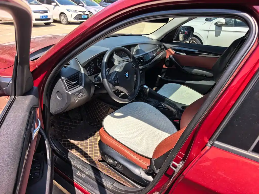 BMW X1 (Import) — миниатюра 8