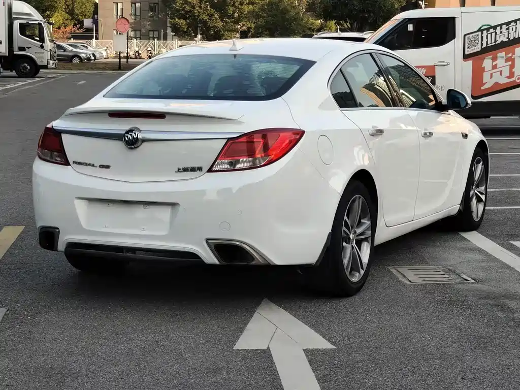 Buick Regal — миниатюра 5