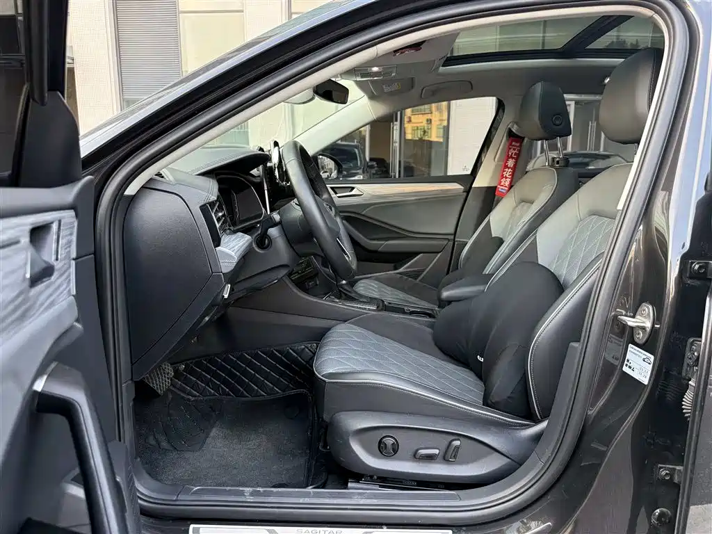 Volkswagen Sagitar — миниатюра 7