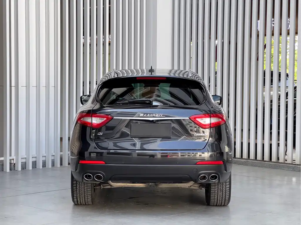 Maserati Levante — миниатюра 5