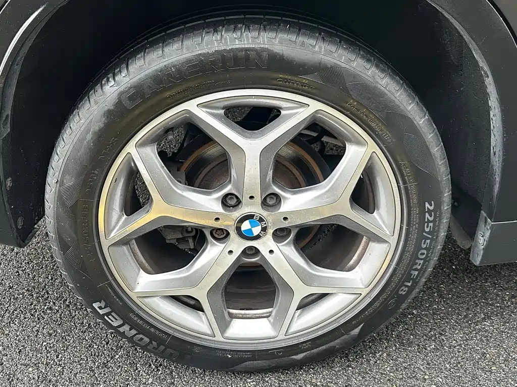 BMW X1 — миниатюра 7