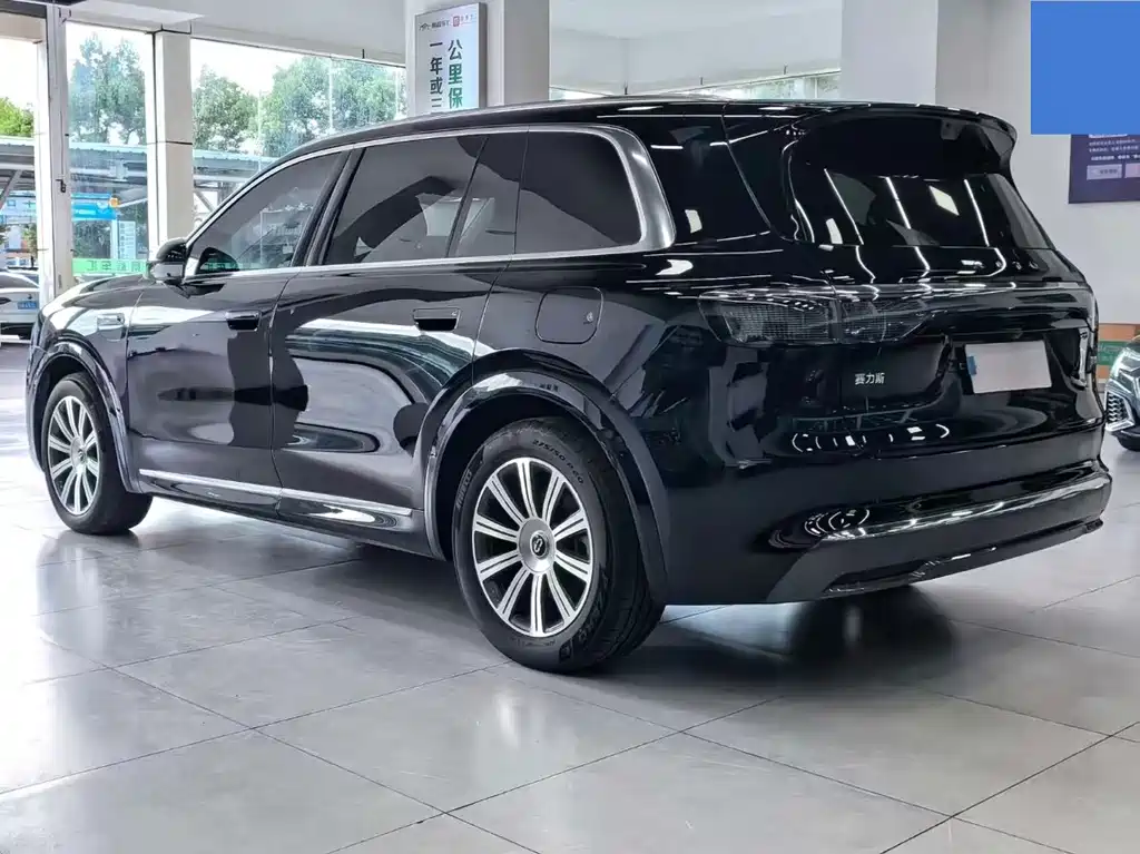 AITO AITO M8 — миниатюра 9