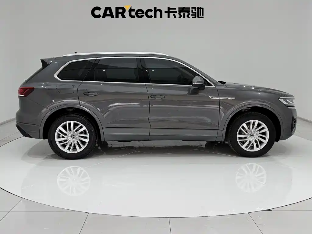 Volkswagen Touareg — миниатюра 4