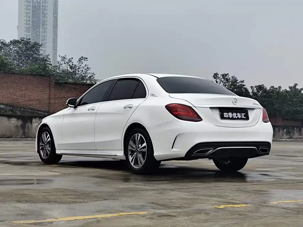 Mercedes-Benz C-Class — миниатюра 8