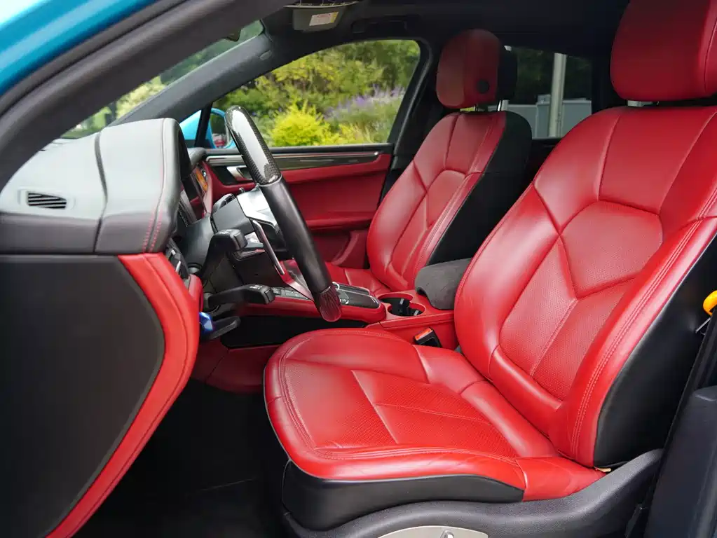 Porsche Macan — миниатюра 10