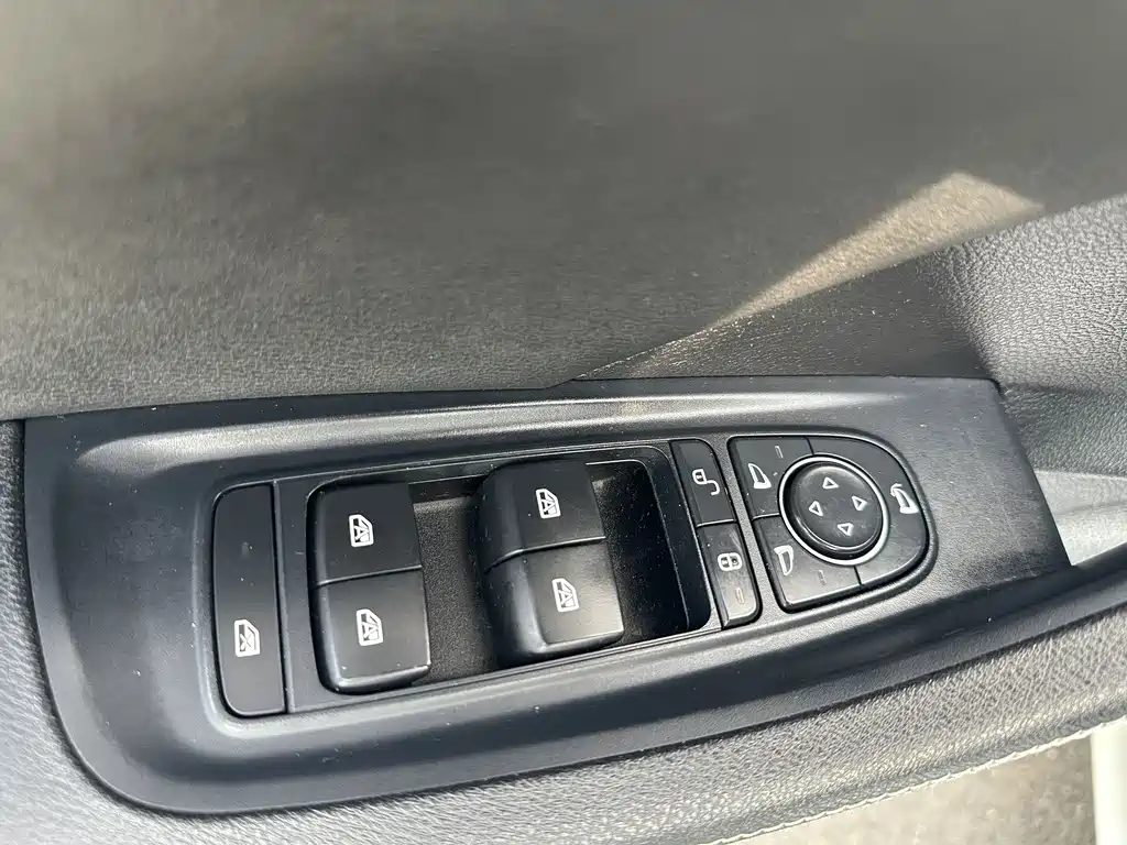 BYD Qin Pro NEV — миниатюра 8