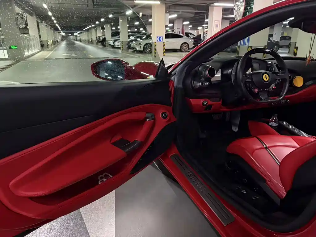 Ferrari F8 — миниатюра 7