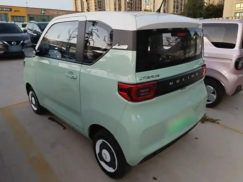 Wuling MINIEV — миниатюра 5