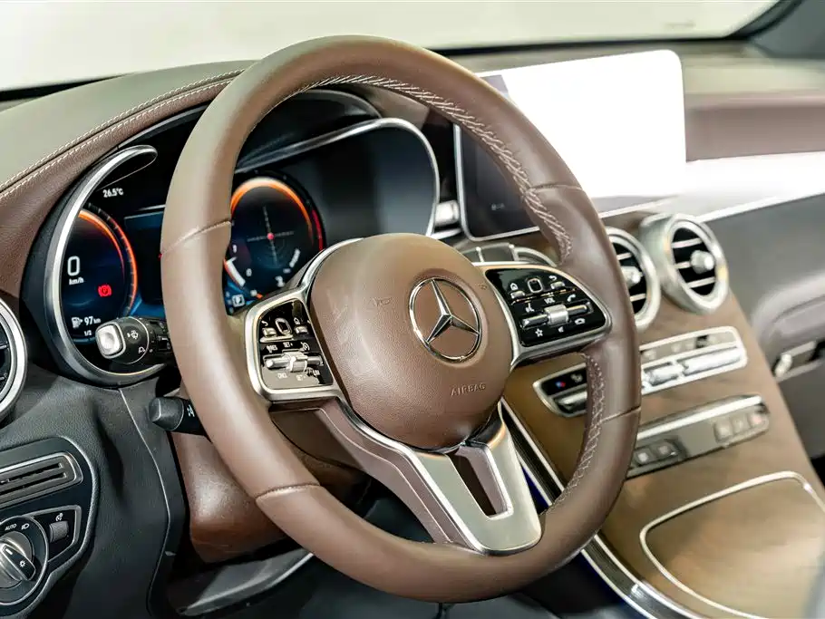 Mercedes-Benz GLC 2022 GLC 260 L 4MATIC Luxury