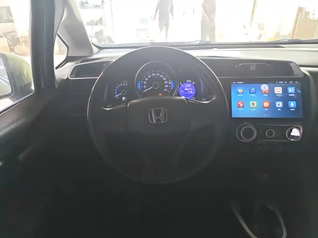 Honda Fit — миниатюра 11