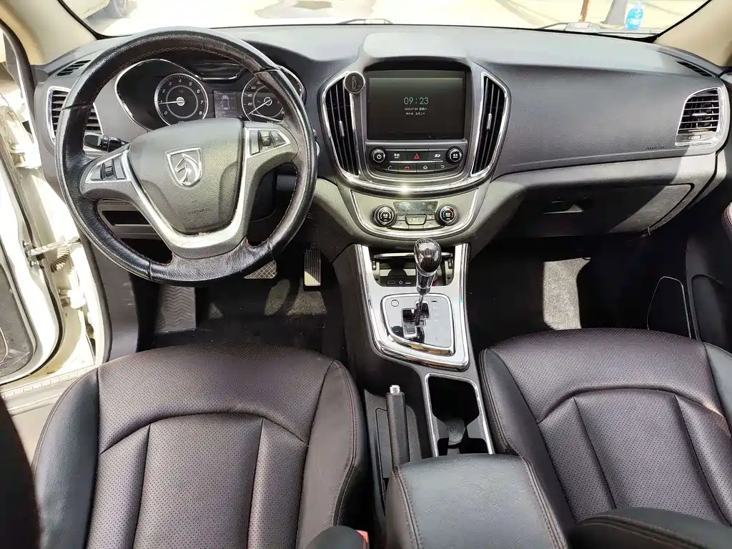 Baojun 560 — миниатюра 5