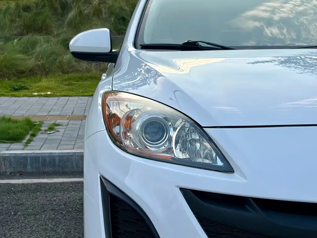 Mazda 3 Xingcheng — миниатюра 7