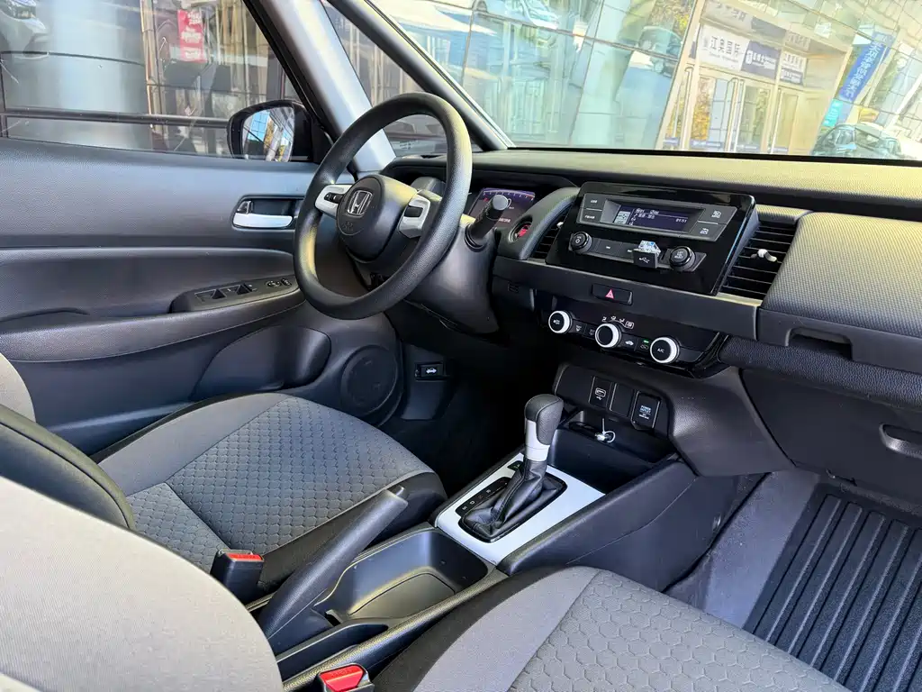 Honda Fit — миниатюра 12