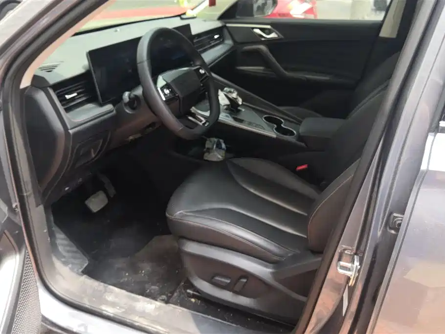 ROEWE RX5 NEW ENERGY