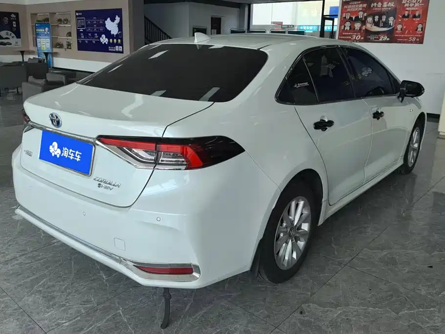 Toyota Corolla — миниатюра 3
