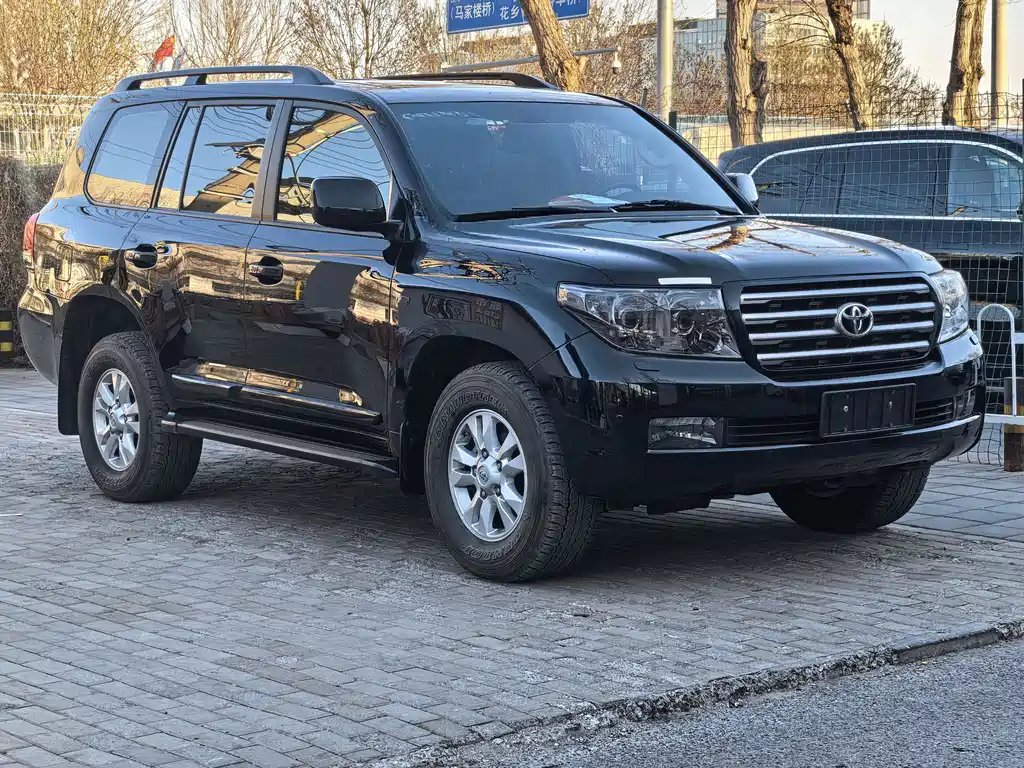 Toyota Land Cruiser 2010 4.7L AT VX
