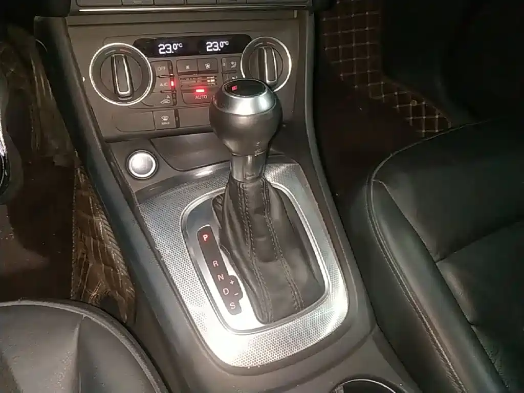 Audi Q3 — миниатюра 14