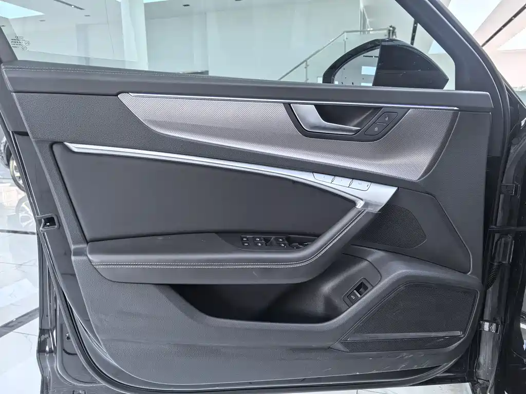 Audi A6L 2021 55 TFSI quattro Premium