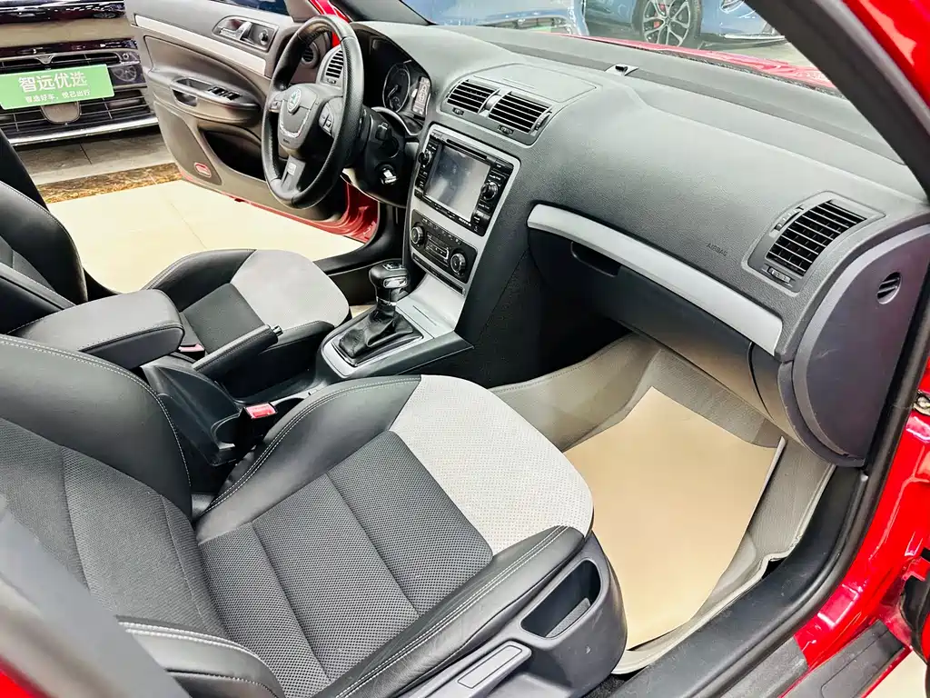 Skoda Octavia — миниатюра 26