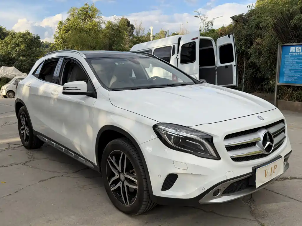 Mercedes-Benz GLA — миниатюра 18