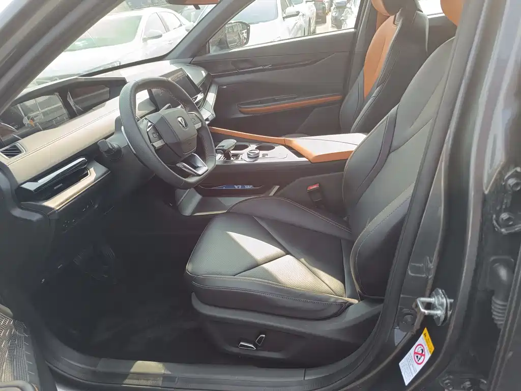 Changan UNI-V 2022 1.5T