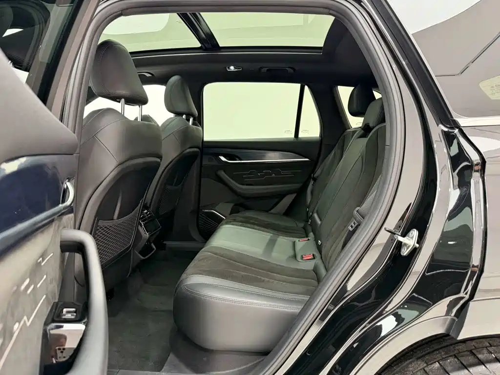 Geely Xingyue L — миниатюра 19