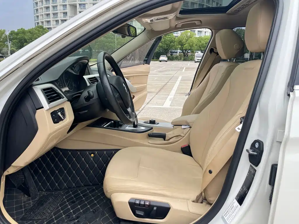 BMW 3 Series — миниатюра 8