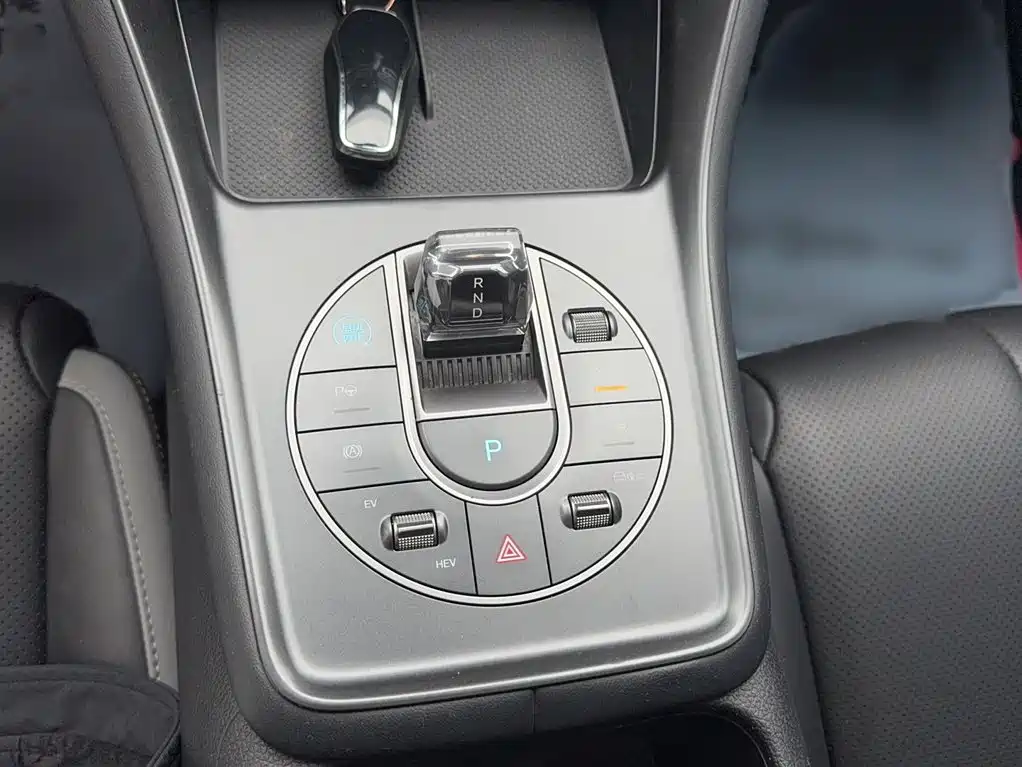 BYD Sealion 05 DM-i — миниатюра 8