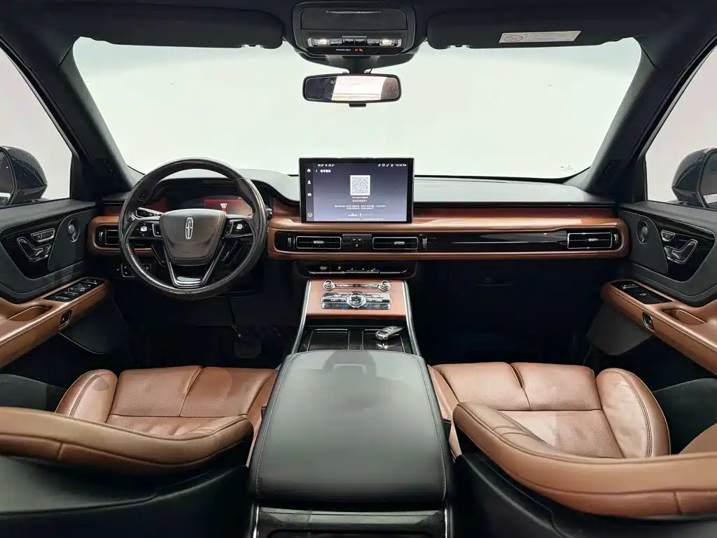 Lincoln Aviator — миниатюра 13