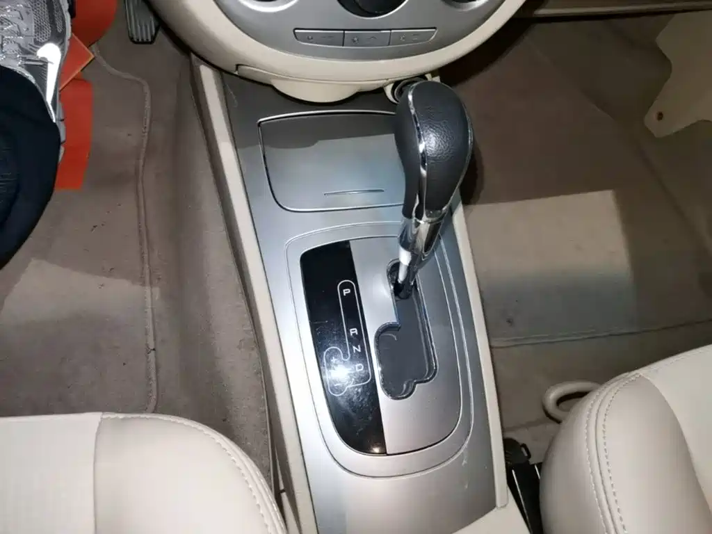 Buick Excelle — миниатюра 14