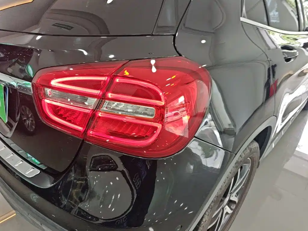 Mercedes-Benz GLA — миниатюра 8