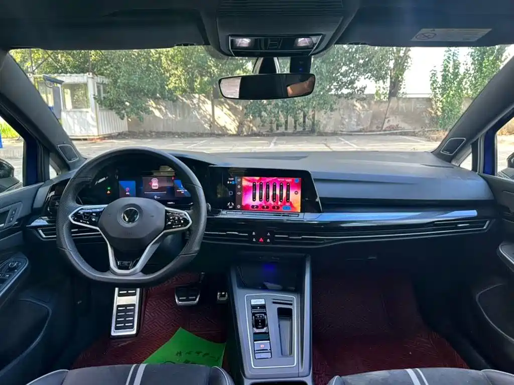 Volkswagen Golf — миниатюра 20