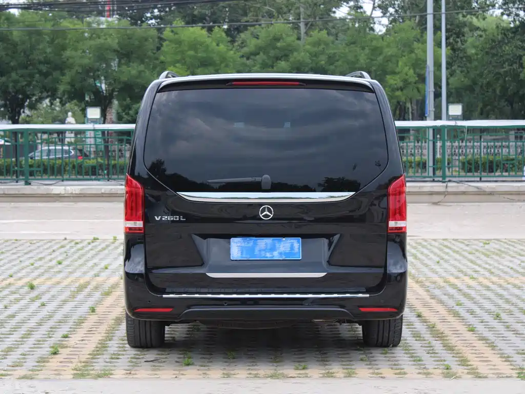 Mercedes-Benz V-Class — миниатюра 4