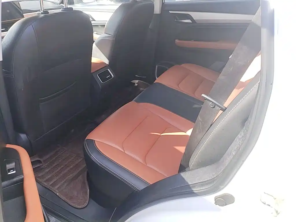 Geely Vision X6 — миниатюра 17