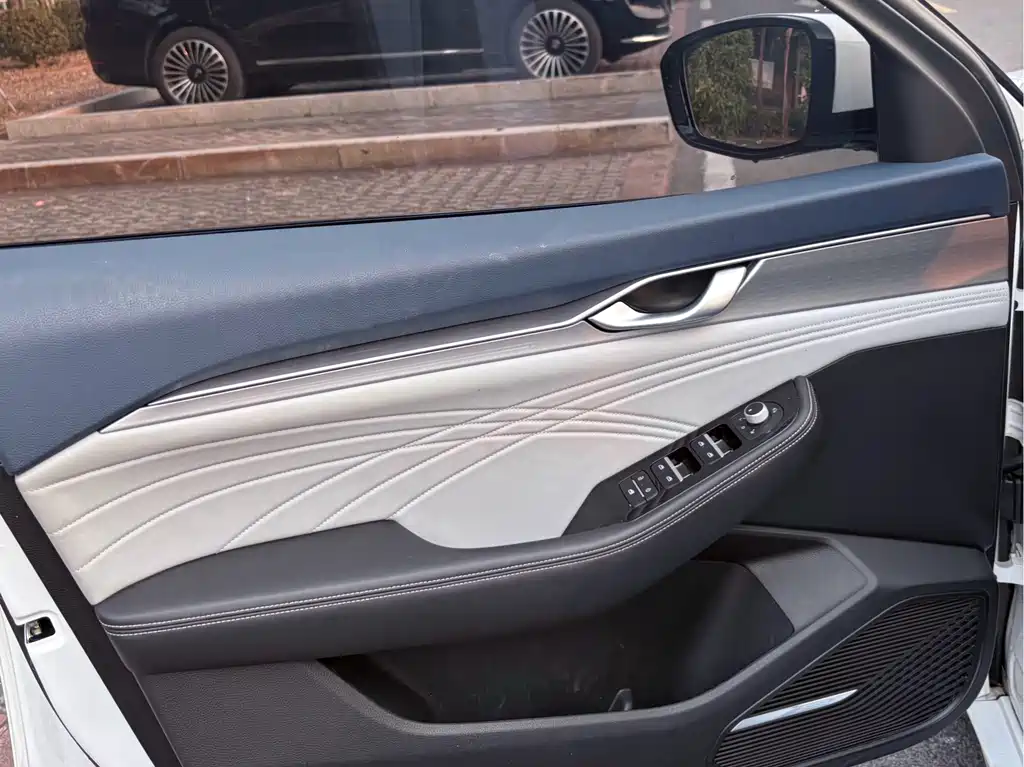 GEELY AUTOMOBILE XINGRUI