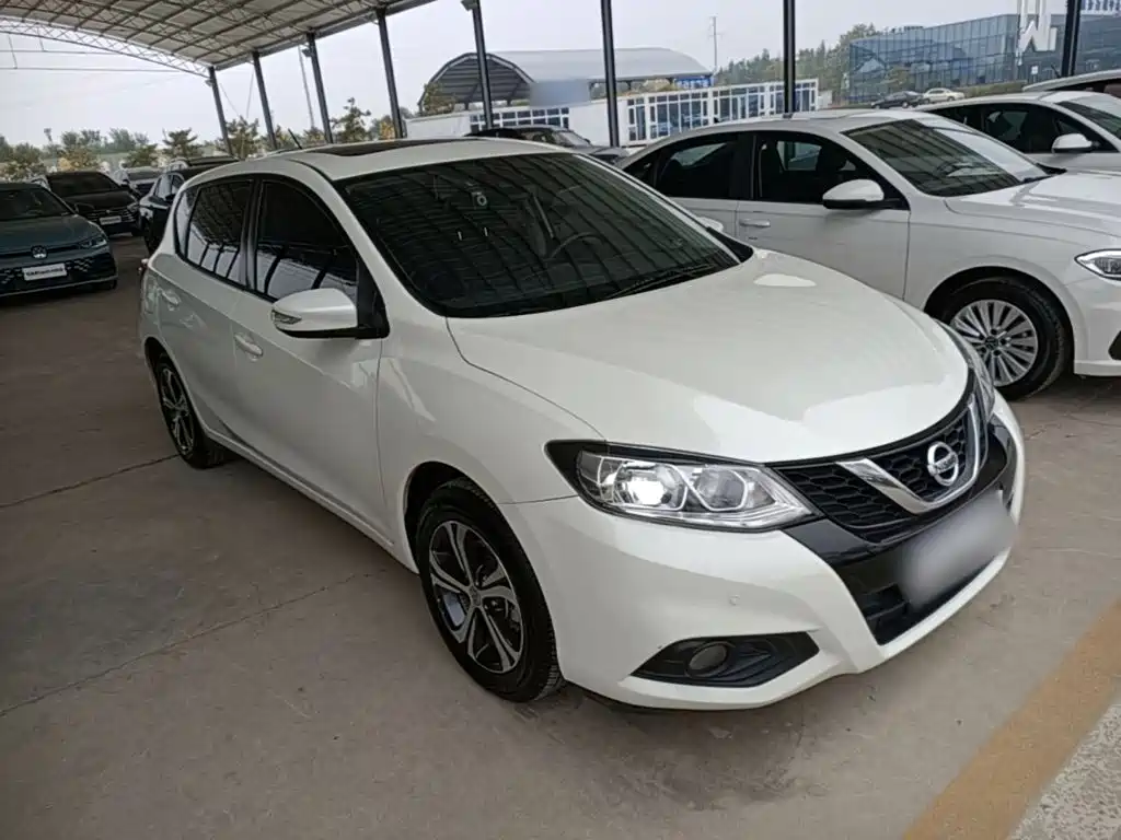 Nissan Tiida — миниатюра 4