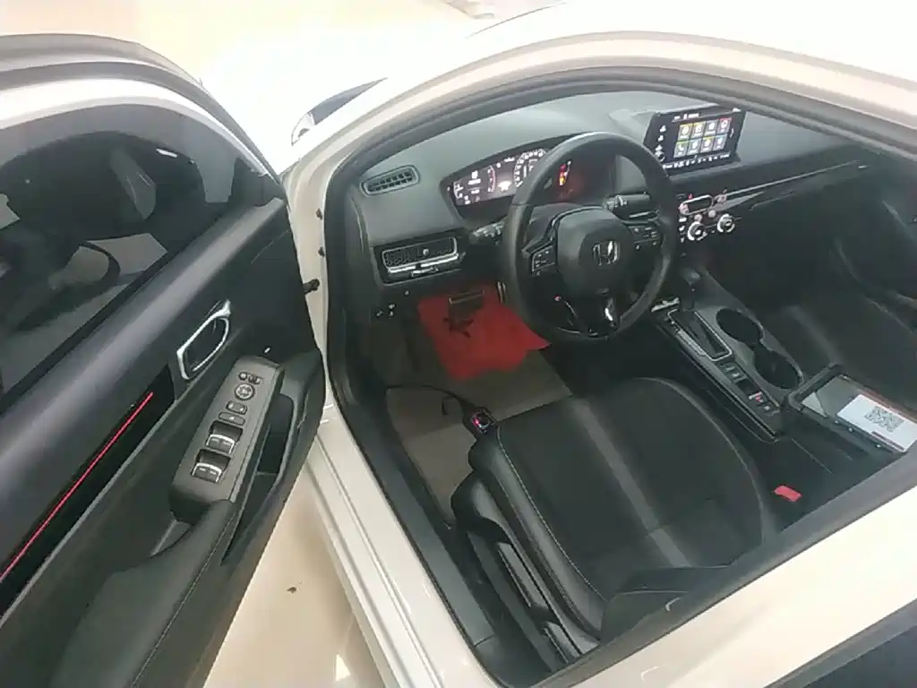 Honda Civic — миниатюра 16