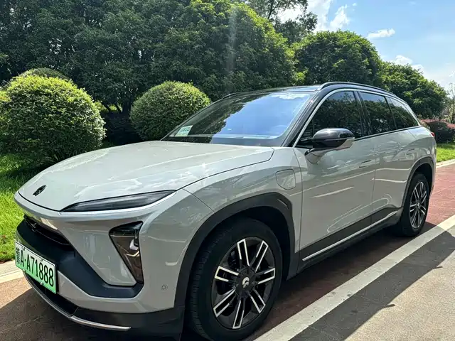 2021 Nio ES6