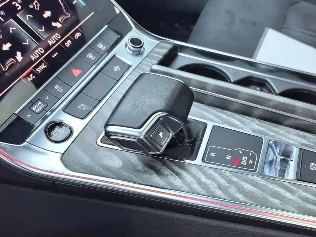 Audi A7L — миниатюра 14