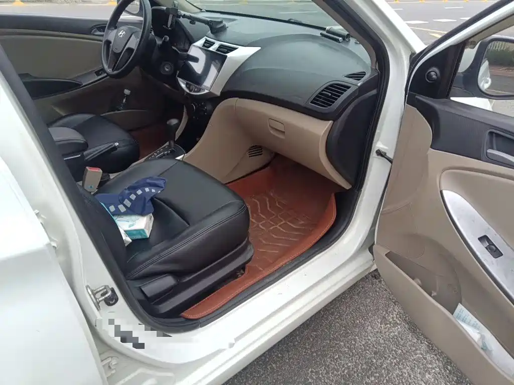 Hyundai Verna — миниатюра 19