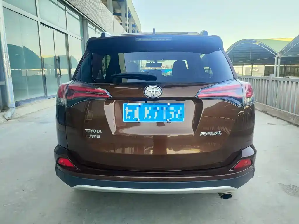 TOYOTA RAV4 RONGFANG
