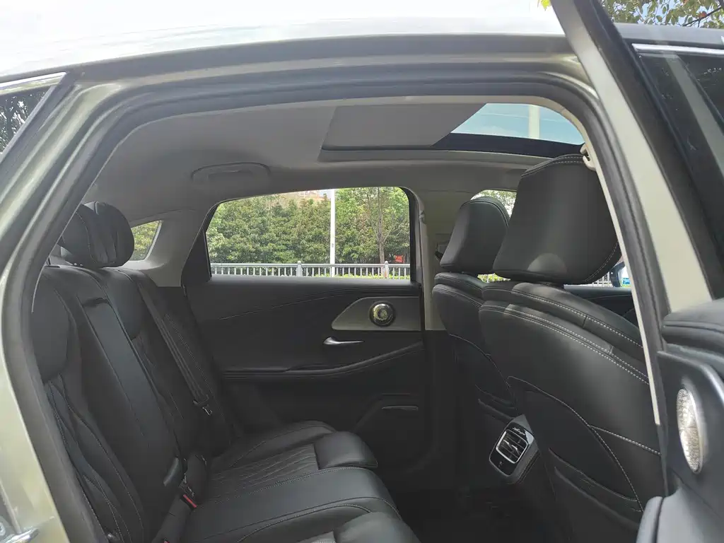 Chery Arrizo 8 — миниатюра 14