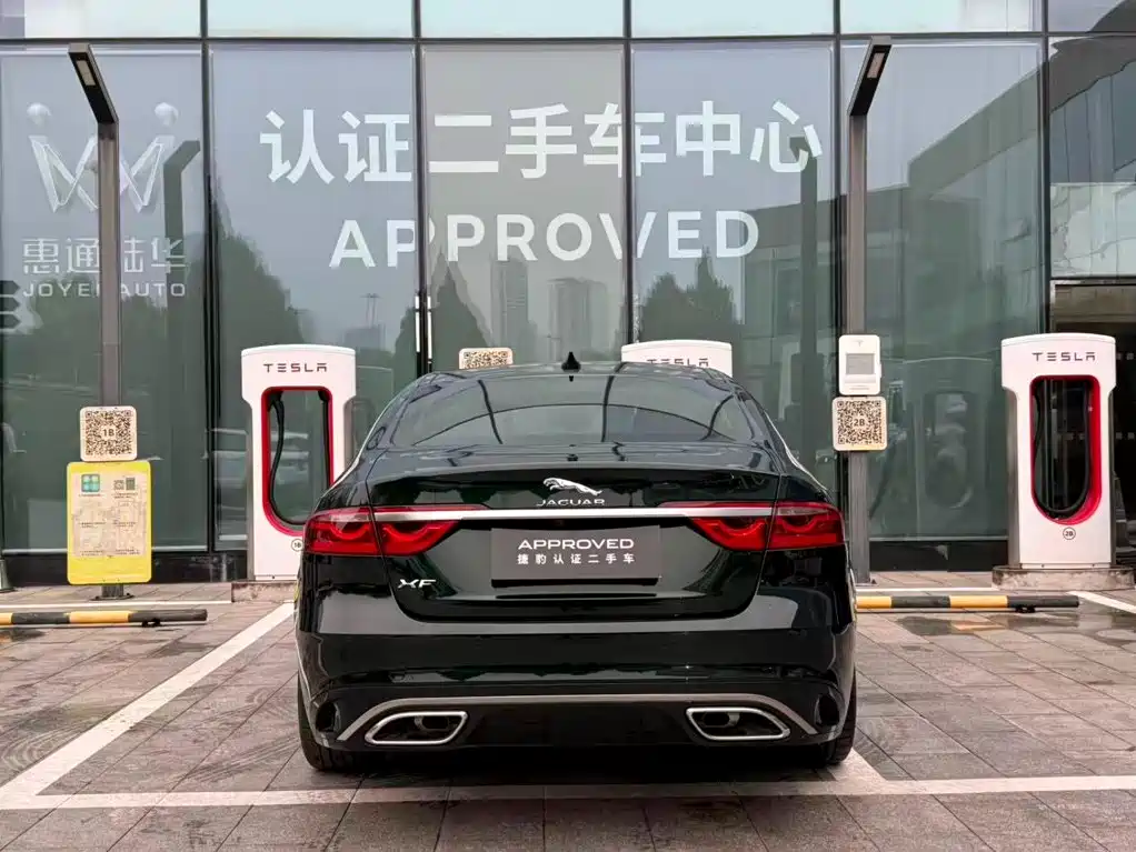 Jaguar XFL — миниатюра 4